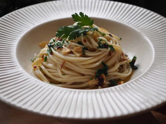 Co zrobić z makaronu spaghetti? 10 wyjątkowych przepisów, które zaskoczą